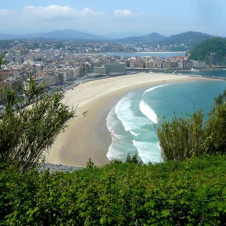 Beach And Chill Apartment By Cisan Rentals San Sebastian Luaran gambar