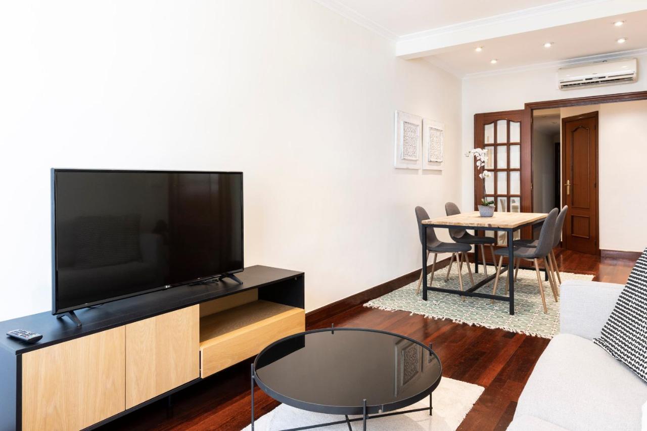 Beach And Chill Apartment By Cisan Rentals San Sebastian Luaran gambar