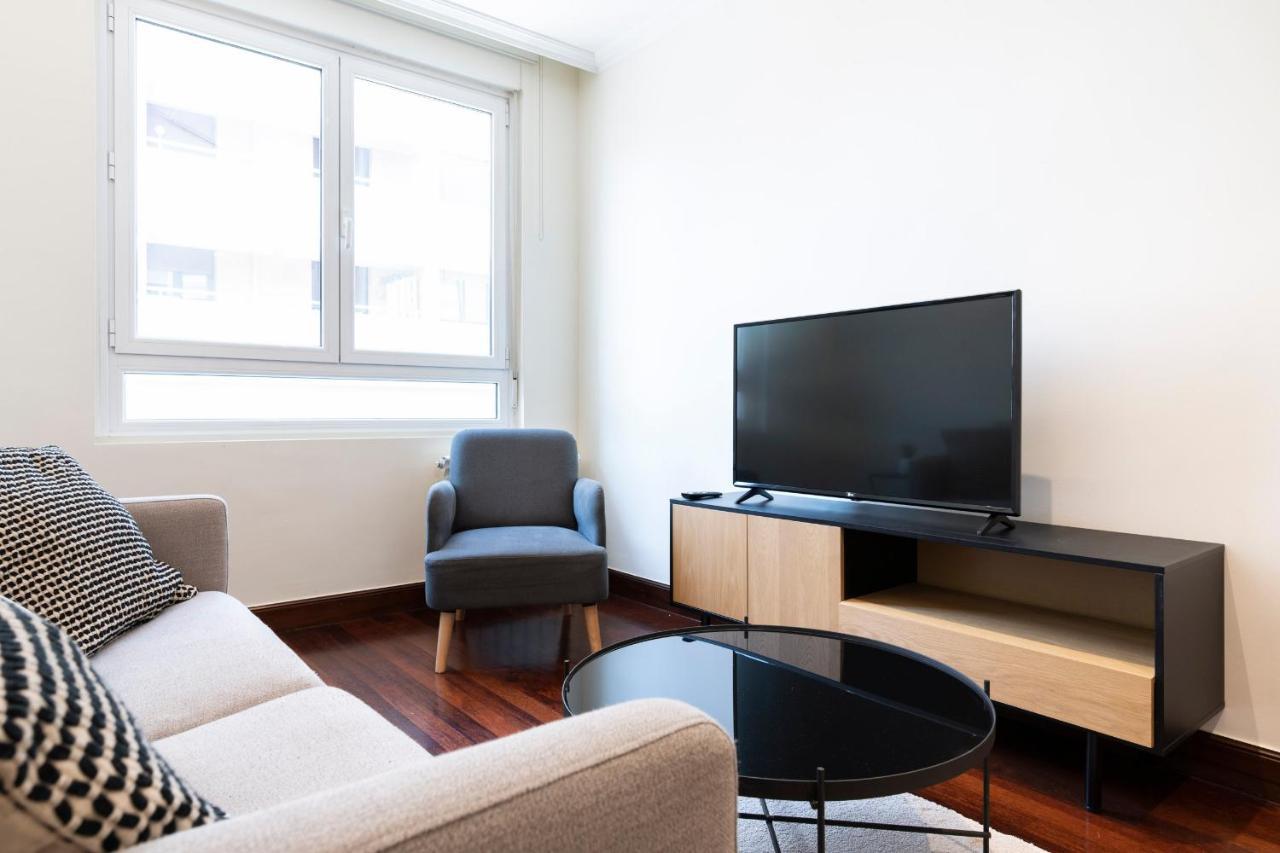 Beach And Chill Apartment By Cisan Rentals San Sebastian Luaran gambar